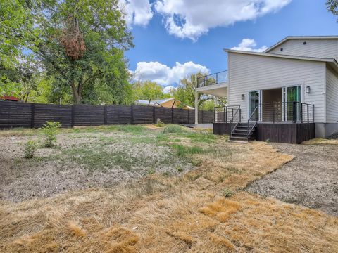 Tiny photo for 6919 Bethune Ave #B, Austin, TX 78752 (MLS # 9821819)