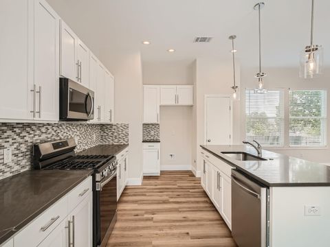 Tiny photo for 6919 Bethune Ave #B, Austin, TX 78752 (MLS # 9821819)