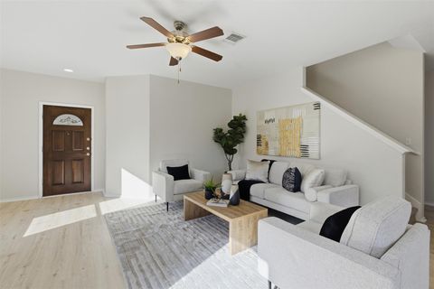 Tiny photo for 11321 Barns TRL, Austin, TX 78754 (MLS # 4996368)