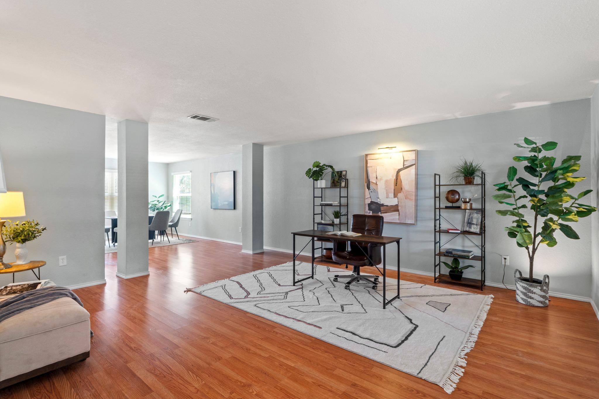 1401 Deer Ledge TRL