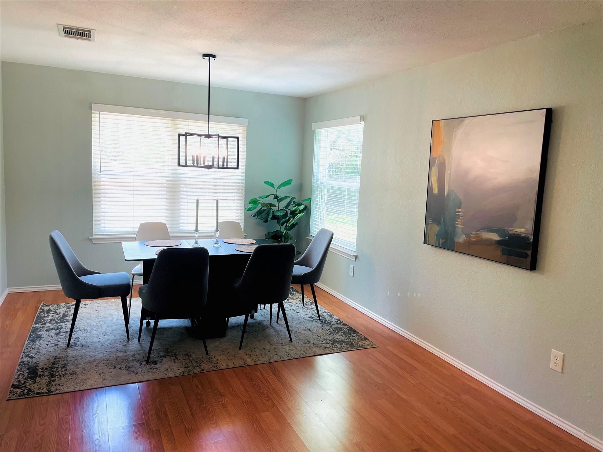 1401 Deer Ledge TRL