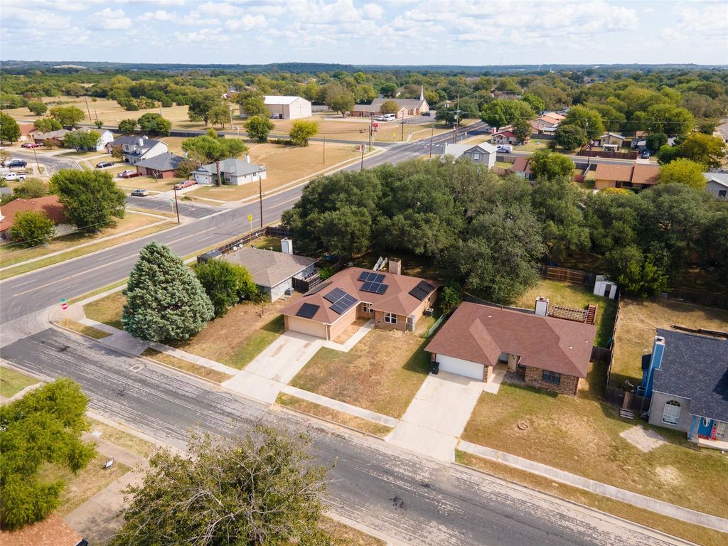 Photo of 2210 Barry DR, Killeen, TX 76543 (MLS # 4538592)