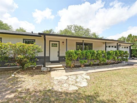 7611 Oak Hedge PL Austin TX 78745