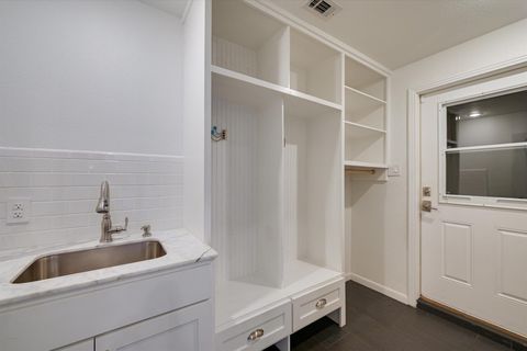 Tiny photo for 5700 Trailridge DR, Austin, TX 78731 (MLS # 9660037)