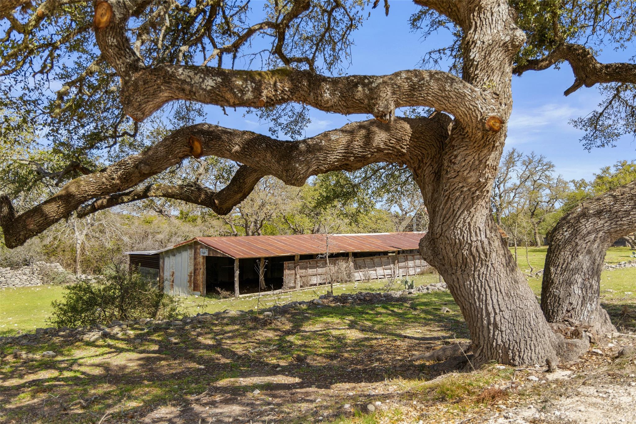 16598 US HWY 281