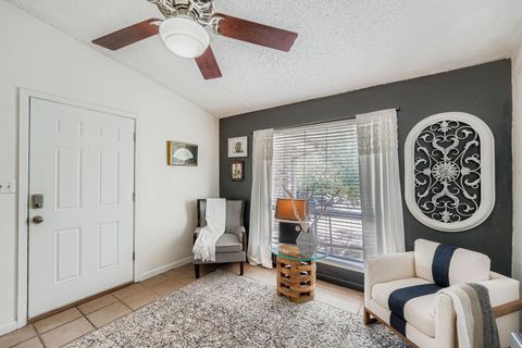 Tiny photo for 1705 Crossing PL #A109, Austin, TX 78741 (MLS # 3249471)