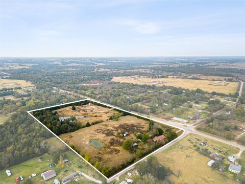 Photo of 195 L County Road 852, Groesbeck, TX 75838 (MLS # 3322215)