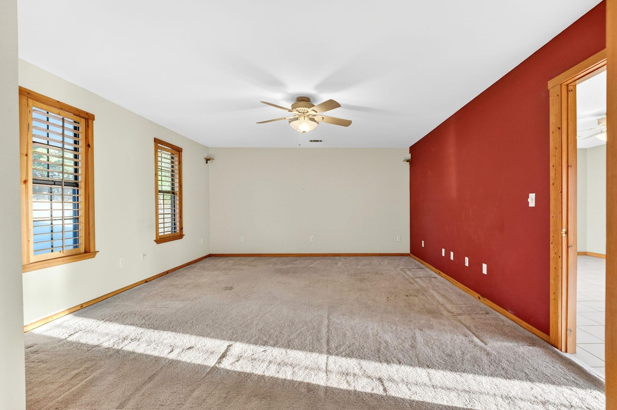 11305 SW Oaks