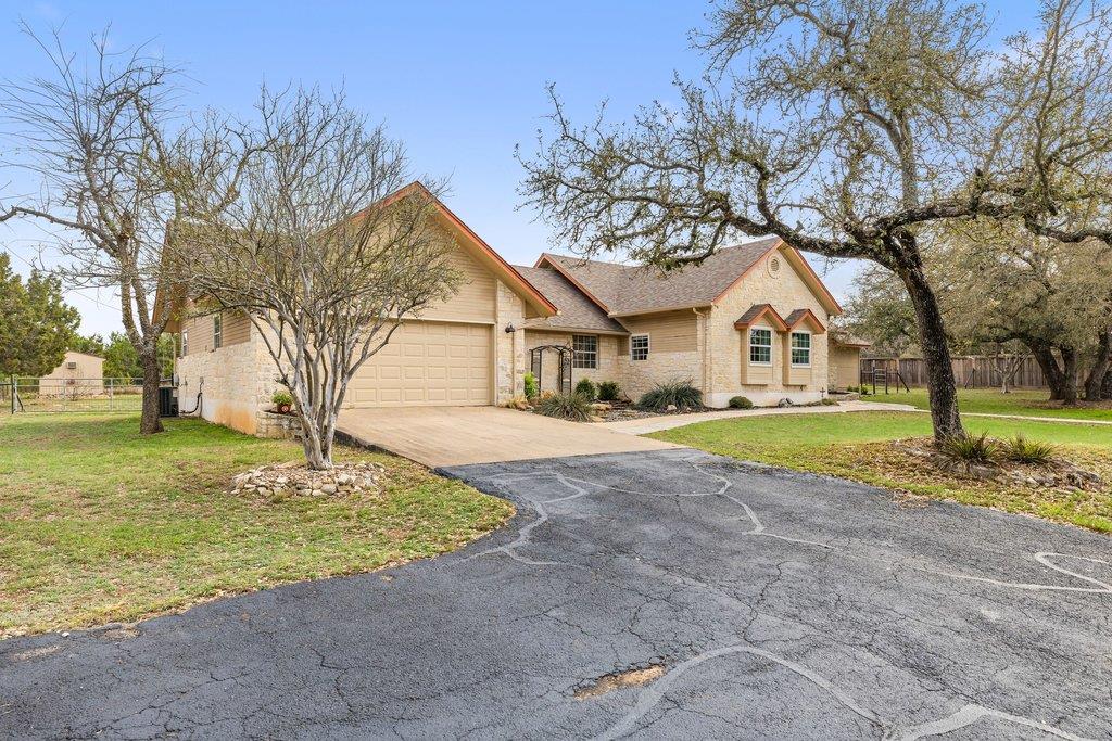 911 Oak Meadow DR
