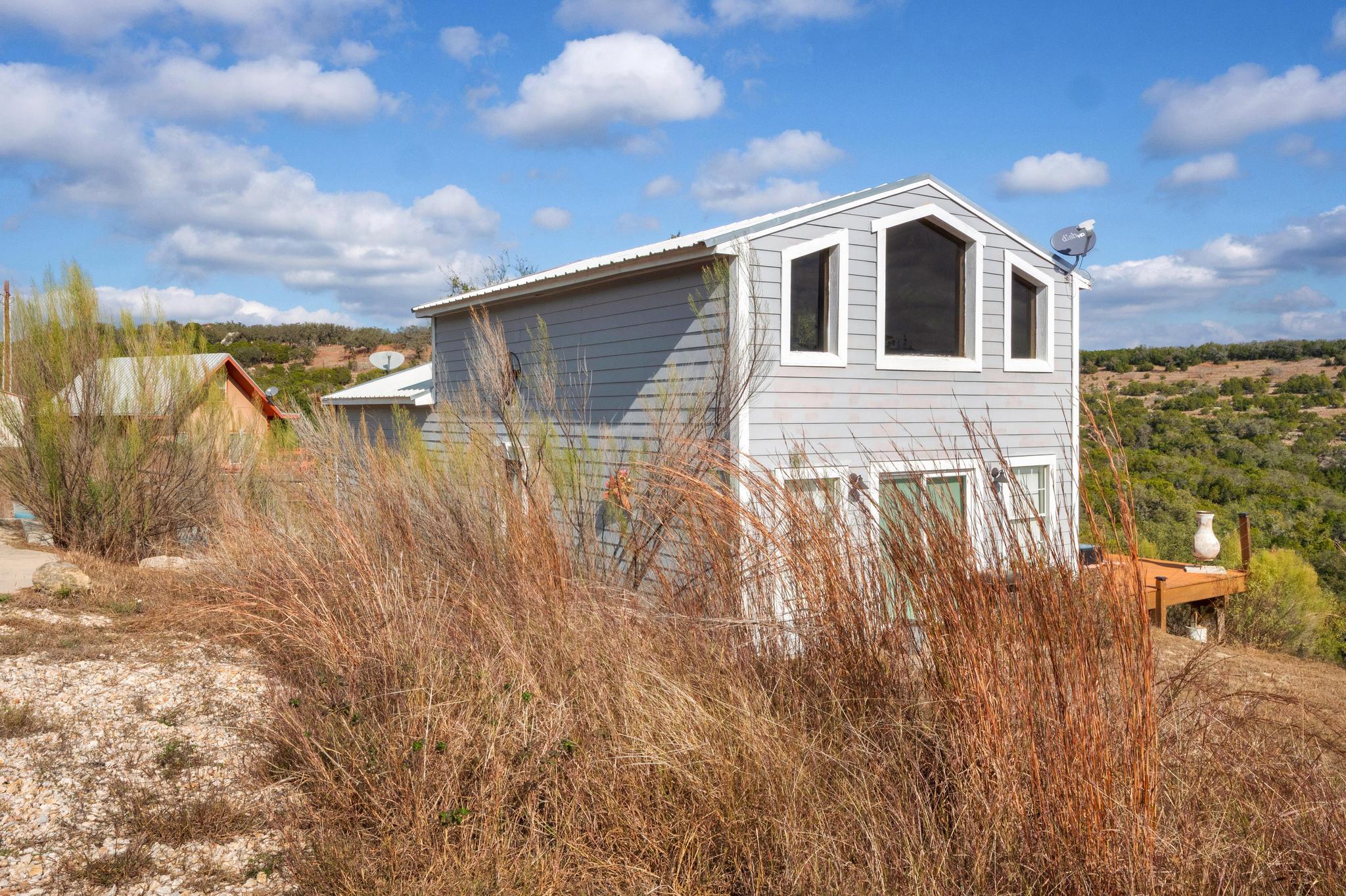 28543 Paradise Manor DR