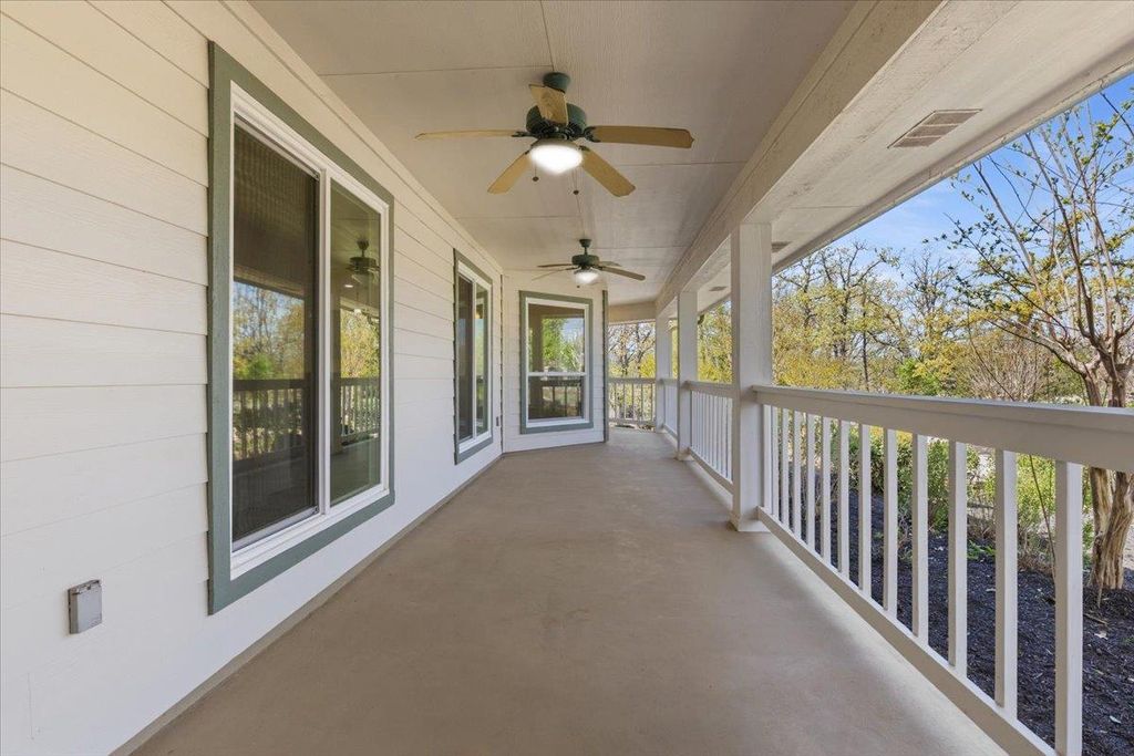 Photo of 187 Stephen F Austin BLVD, Bastrop, TX 78602 (MLS # 1944310)