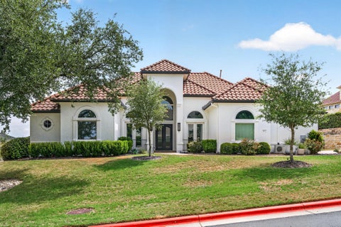 Photo of 402 Aria DR, Austin, TX 78738 (MLS # 4643475)
