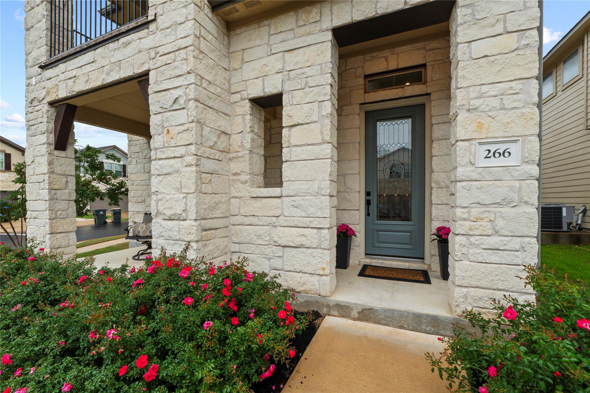 266 Diamond Point DR