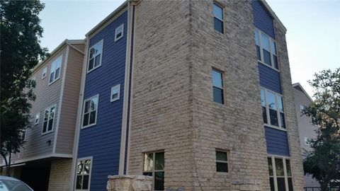Photo of 2414 Longview ST #210, Austin, TX 78705 (MLS # 5642964)