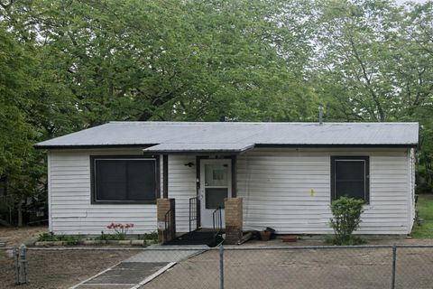 1127 Mark ST D Austin TX 78721