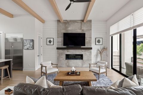 Photo of 13410 Galleria CIR, Austin, TX 78738 (MLS # 5732180)