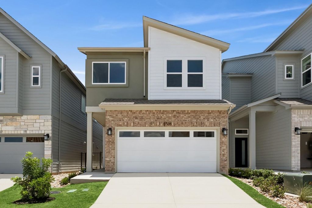 Photo for 5505 Forks RD, Austin, TX 78747 (MLS # 8455667)