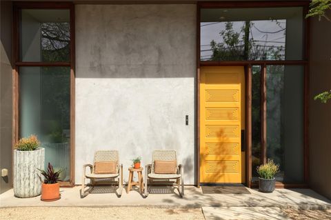 Photo of 2412 E 9th ST, Austin, TX 78702 (MLS # 7641457)