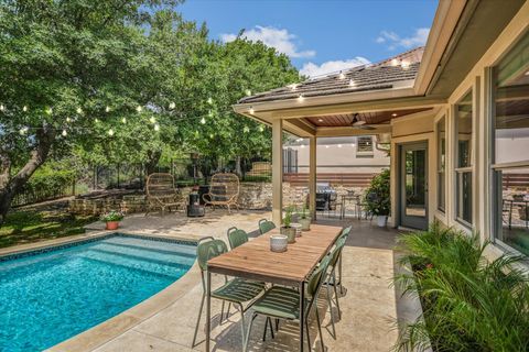 Photo of 11316 Woodland Hills TRL, Austin, TX 78732 (MLS # 1757495)