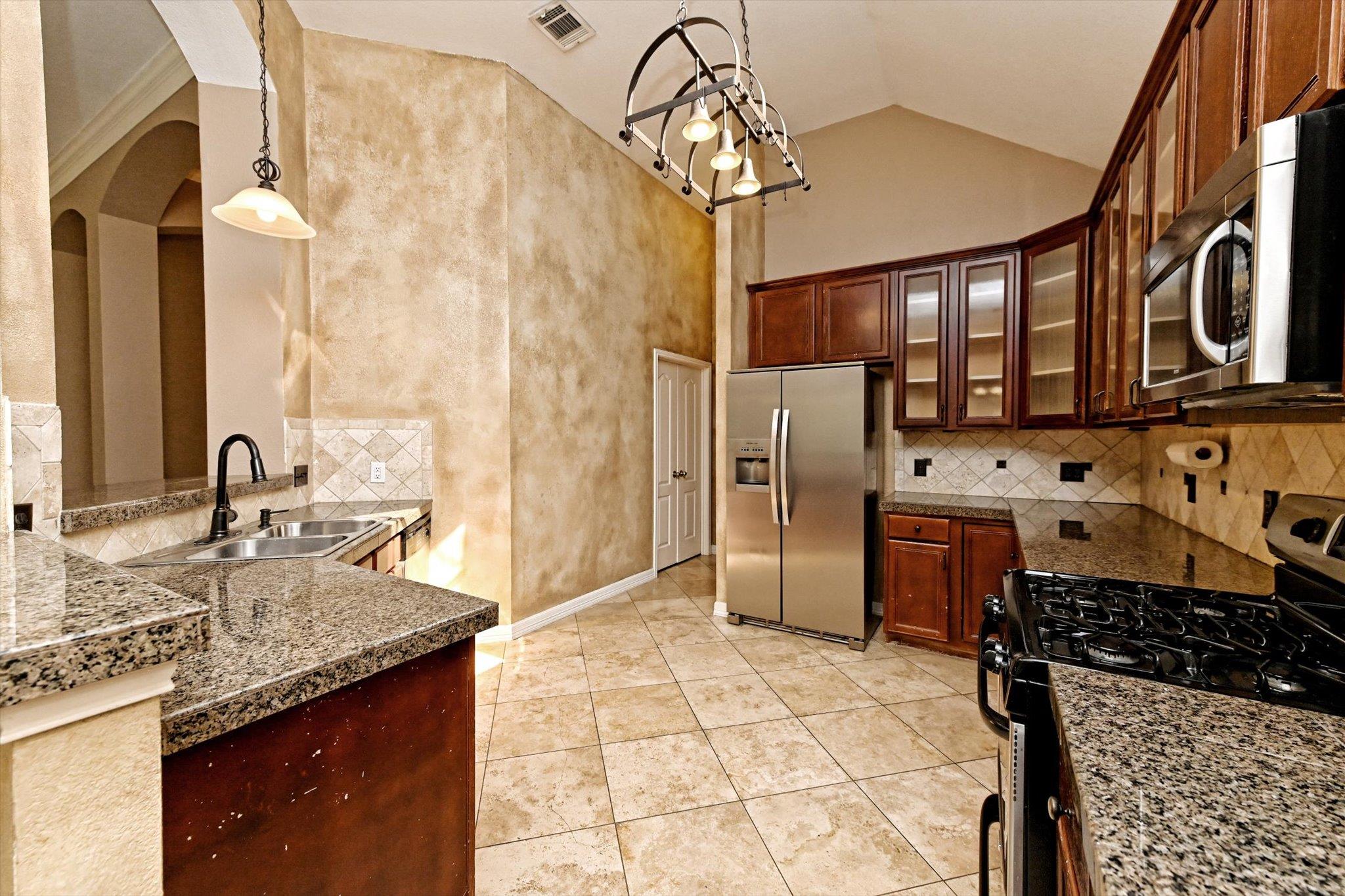 1504 Laurel Oak LOOP