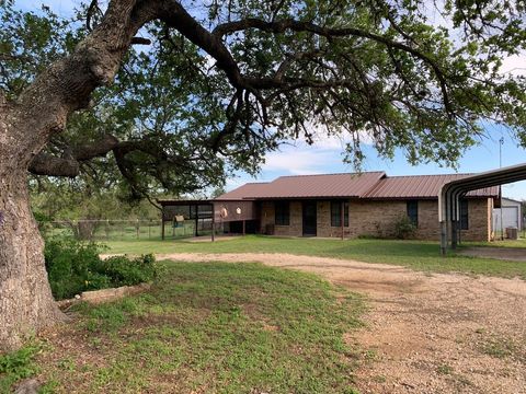 Photo of 133 Clearfork RD, Lockhart, TX 78644 (MLS # 9886299)