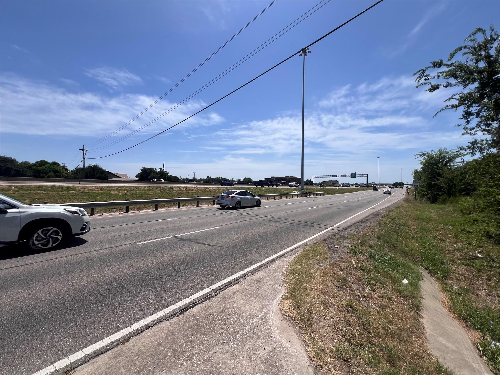 1700 N Interstate 35 Highway