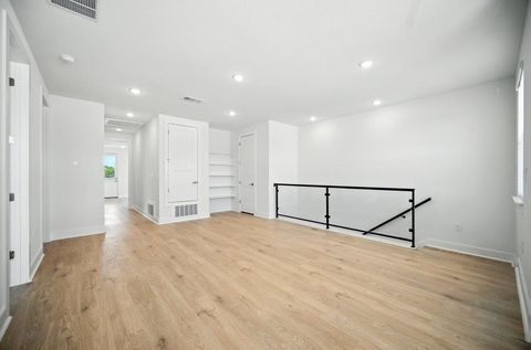 Tiny photo for 1602 Kit CIR, Austin, TX 78758 (MLS # 8117394)