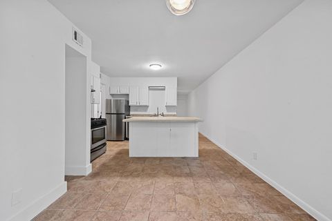 Tiny photo for 2303 E Side DR #102, Austin, TX 78704 (MLS # 6391076)