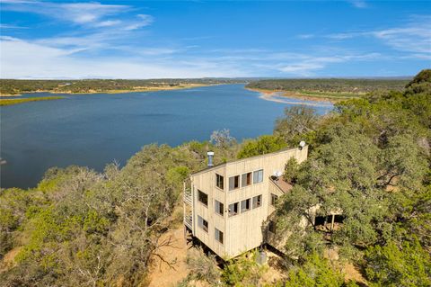 501 Coventry RD Spicewood TX 78669