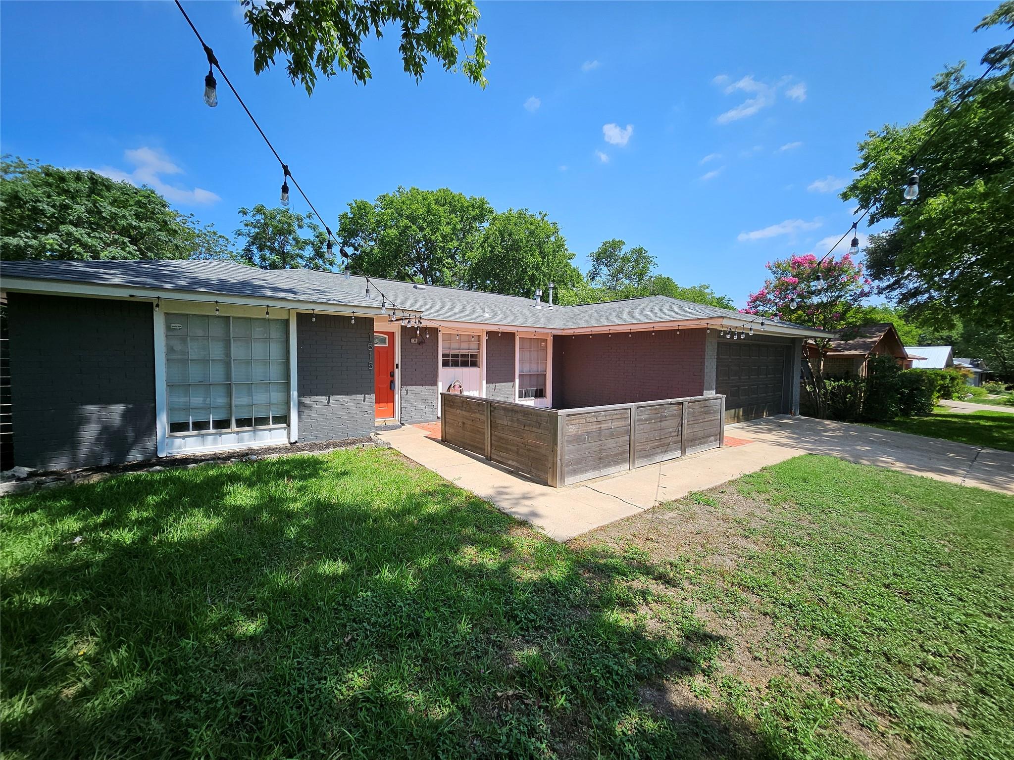 1515 Desert Quail LN