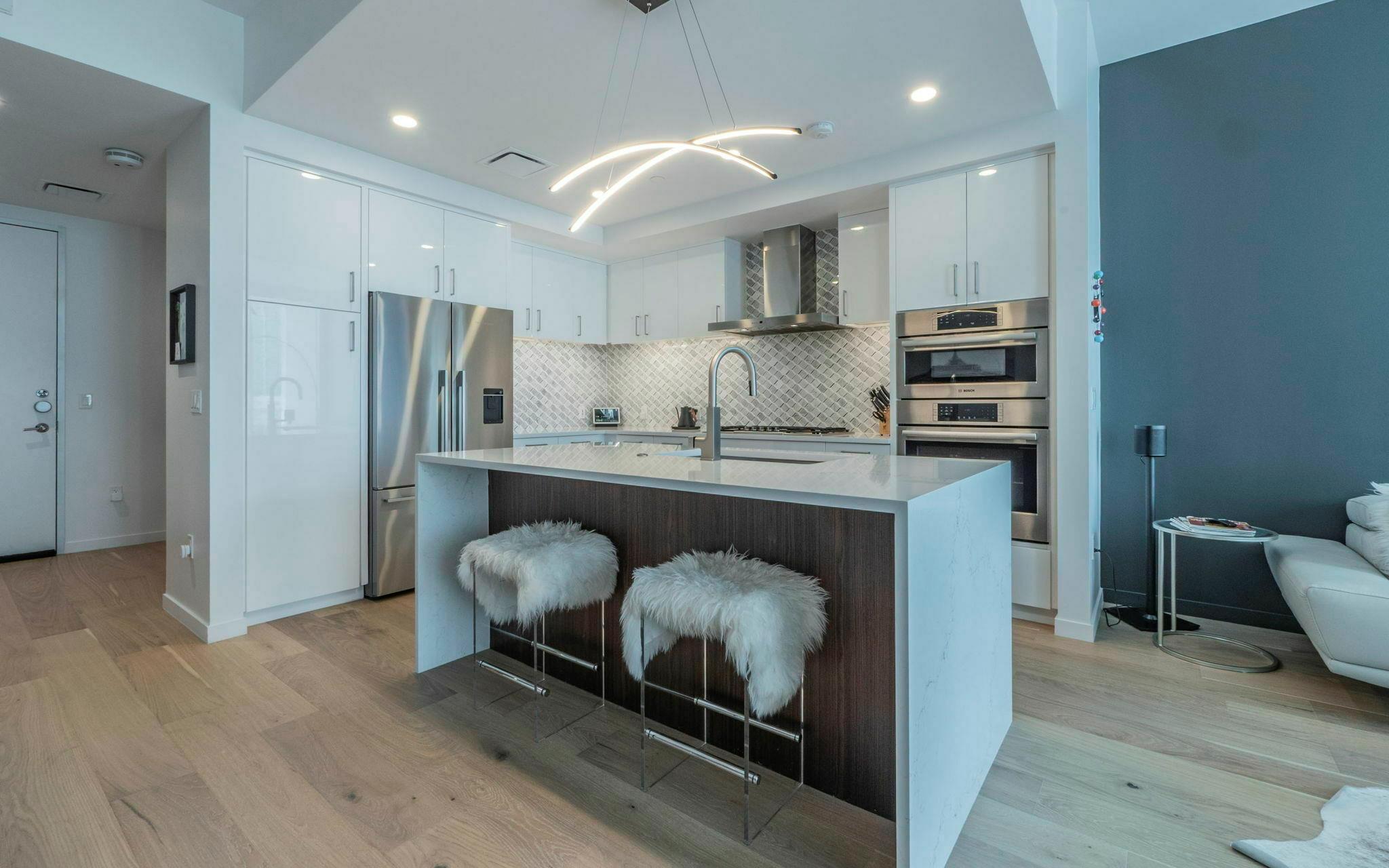 301 West Ave 1705