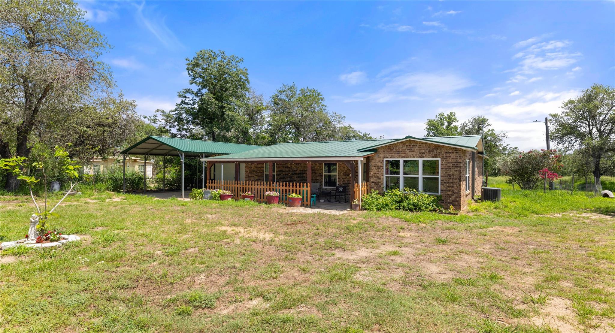 305 Waycross RD