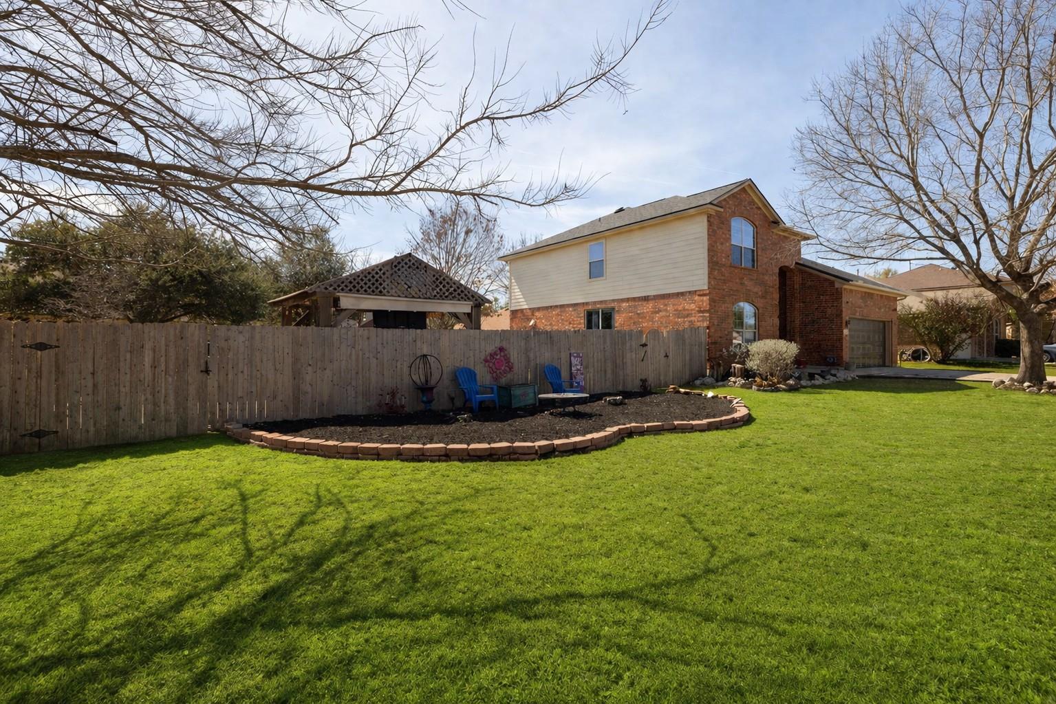 1114 Calistoga DR