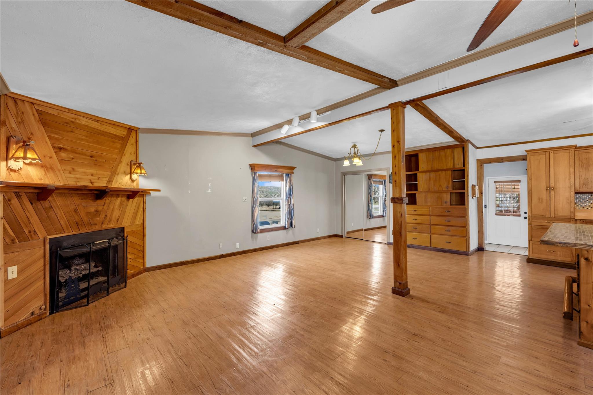 200 Lakeshore LOOP