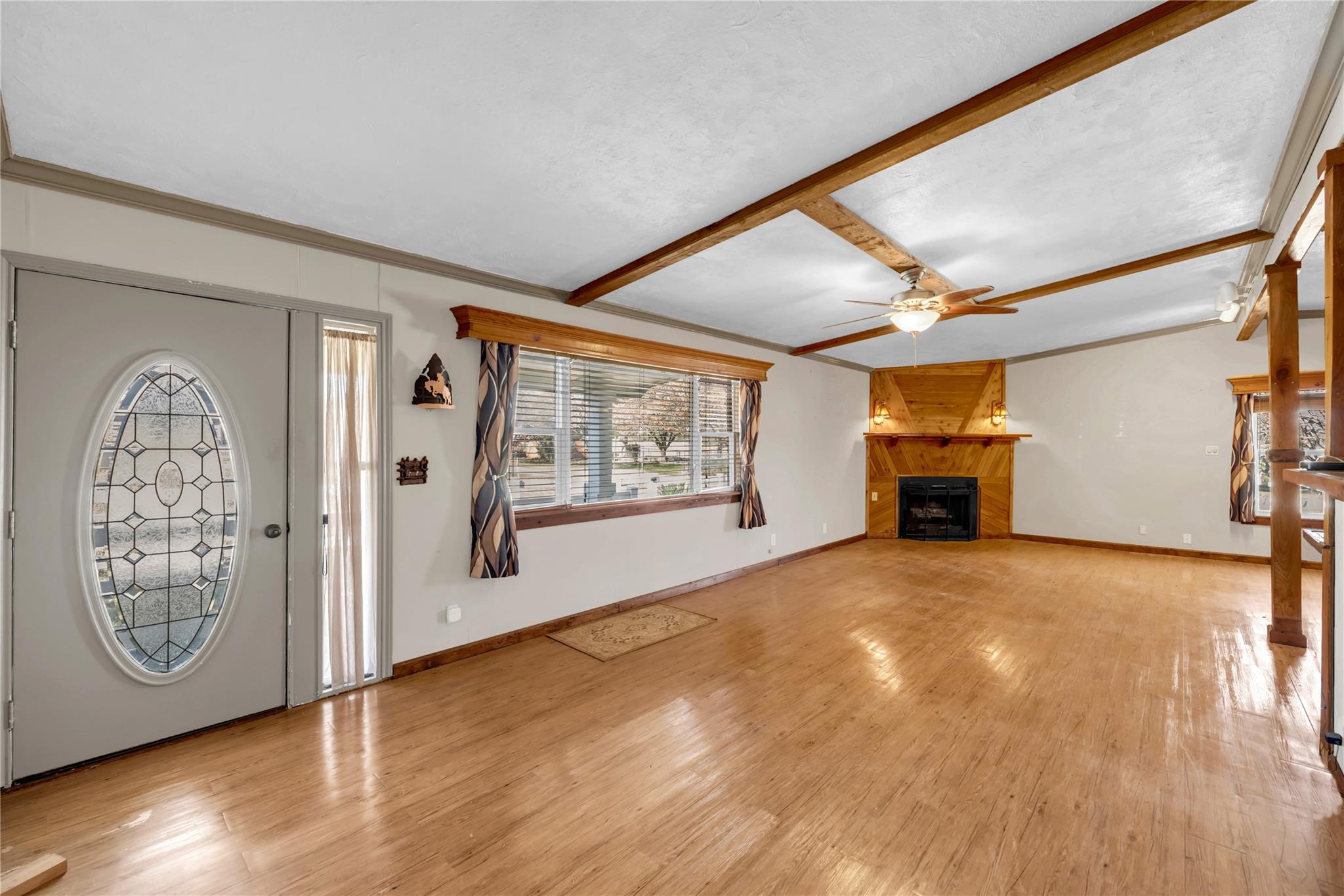 200 Lakeshore LOOP