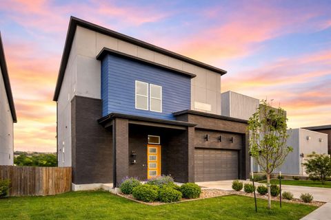 Photo of 7400 Cordoba DR, Austin, TX 78724 (MLS # 9261956)