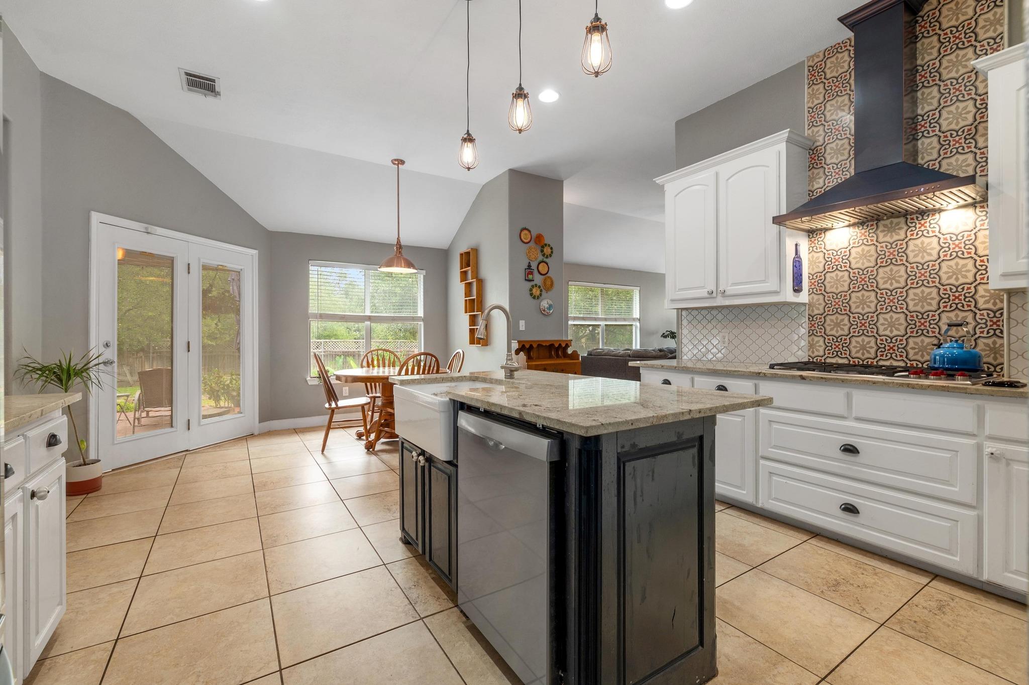 4013 Harvey Penick DR