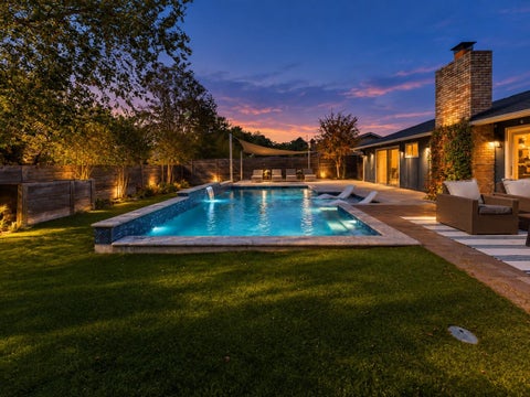 Photo of 10203 Sun Hill DR, Austin, TX 78758 (MLS # 7285979)