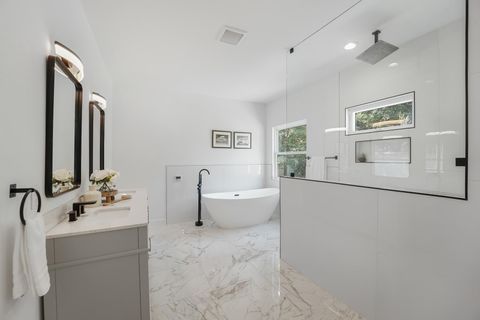 Tiny photo for 203 W Caddo ST, Austin, TX 78753 (MLS # 4298734)