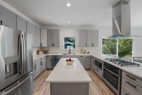 Tiny photo for 203 W Caddo ST, Austin, TX 78753 (MLS # 4298734)