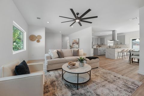 Tiny photo for 203 W Caddo ST, Austin, TX 78753 (MLS # 4298734)