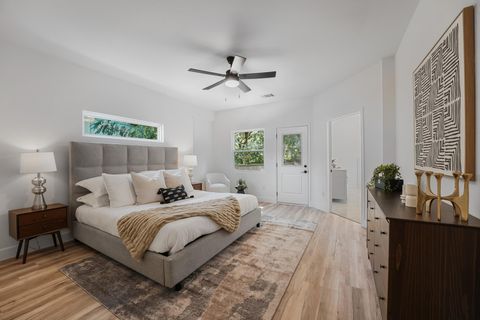 Tiny photo for 203 W Caddo ST, Austin, TX 78753 (MLS # 4298734)