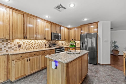 Tiny photo for 7513 Vol Walker DR, Austin, TX 78749 (MLS # 8664025)