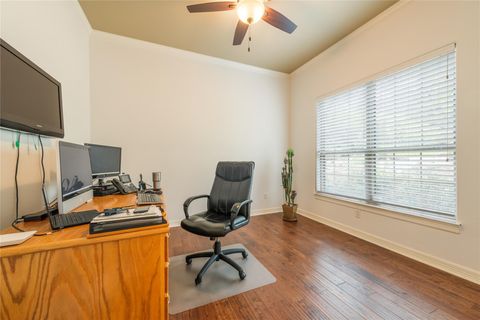 Tiny photo for 13306 Montview DR, Austin, TX 78732 (MLS # 3599834)