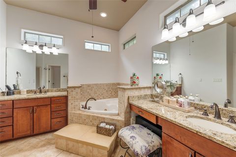 Tiny photo for 13306 Montview DR, Austin, TX 78732 (MLS # 3599834)