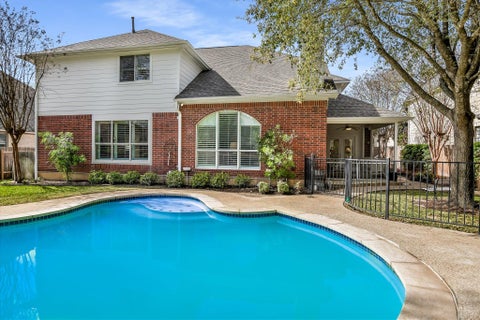 Photo of 2720 Loyaga DR, Round Rock, TX 78681 (MLS # 3275411)