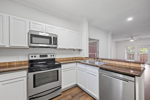 Tiny photo for 6810 Deatonhill DR #2101, Austin, TX 78745 (MLS # 9858694)