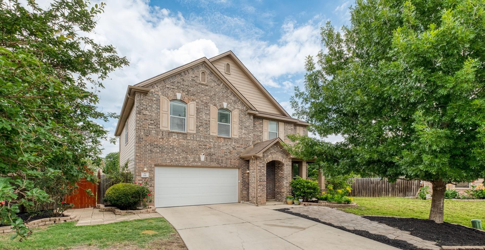 141 Clematis CT