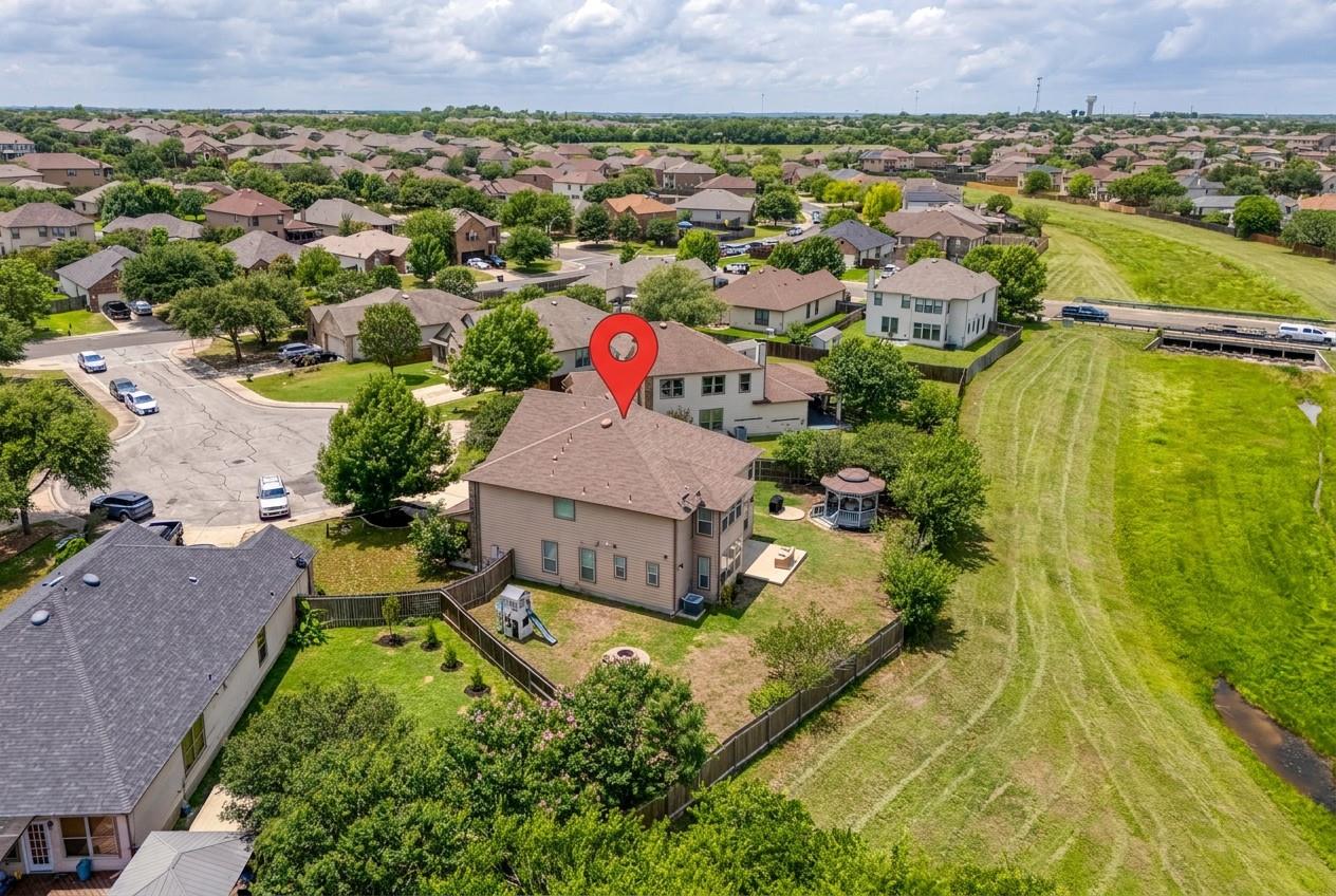 141 Clematis CT