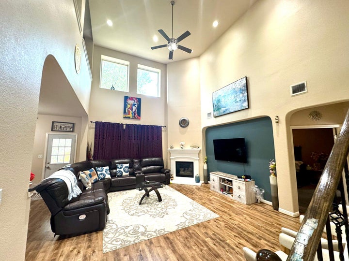Photo 1 of 29 — 615 Seminole Canyon DR, Georgetown, TX 78628